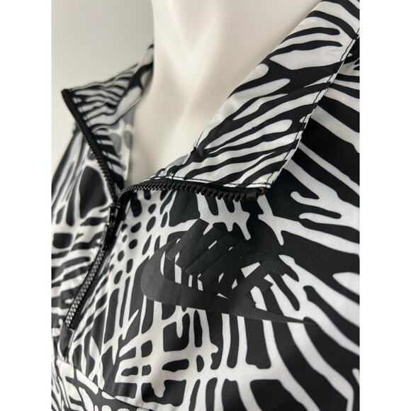 Nike Black White Printed 1/4 Zip Packable Lightweight Windbreaker Small - Picture 5 of 8